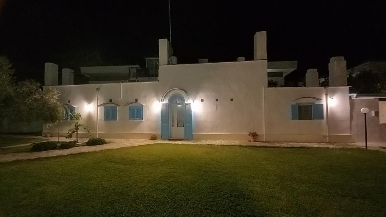 Villino Tronchetto Bianco Bed & Breakfast Mola di Bari Luaran gambar