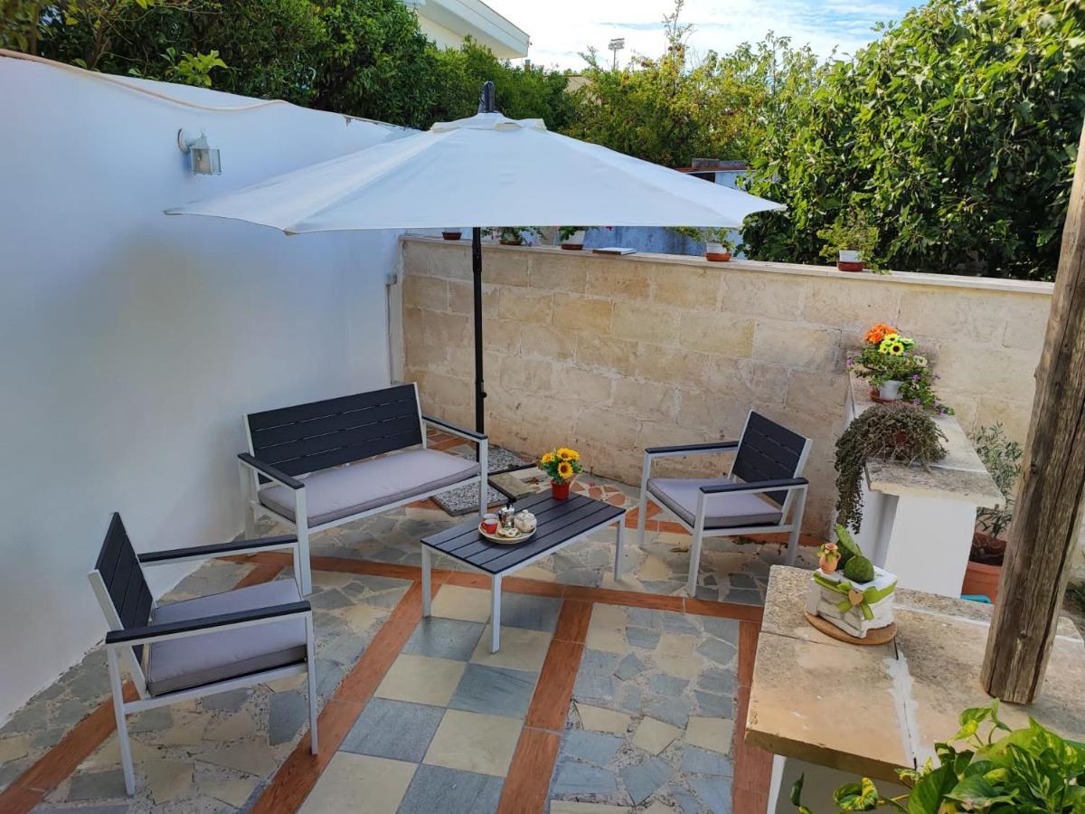 Villino Tronchetto Bianco Bed & Breakfast Mola di Bari Luaran gambar