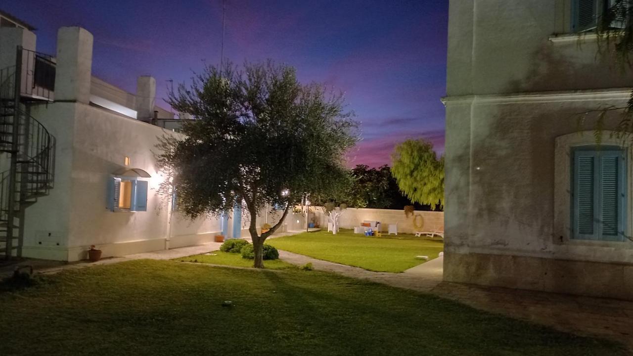 Villino Tronchetto Bianco Bed & Breakfast Mola di Bari Luaran gambar