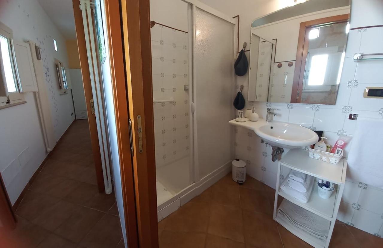 Villino Tronchetto Bianco Bed & Breakfast Mola di Bari Luaran gambar