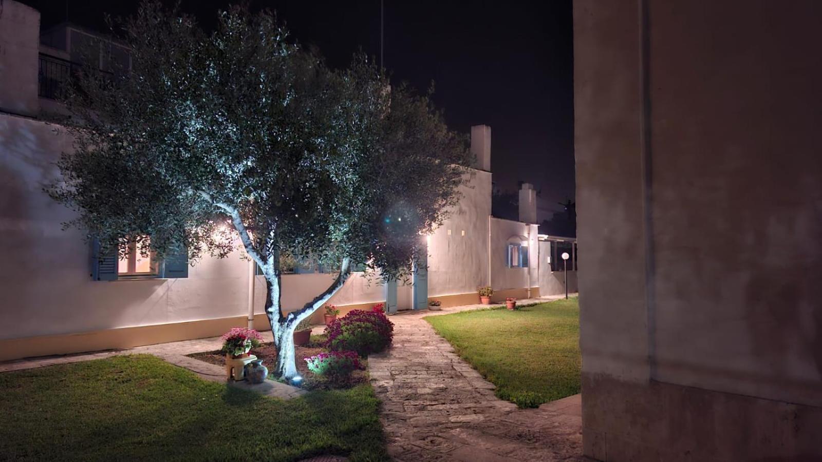 Villino Tronchetto Bianco Bed & Breakfast Mola di Bari Luaran gambar